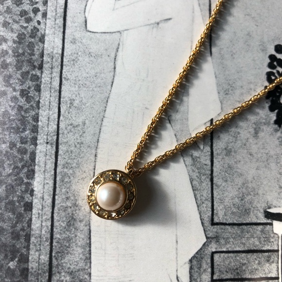 ❌SOLD❌Vintage Christian Dior Pearl necklace - Picture 5 of 6